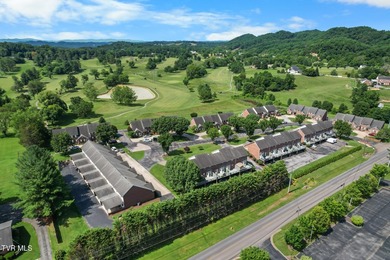 BACK ON MARKET, NO FAULT OF SELLER, WAS DUE TO BUYERS ABILITY TO - photo 33