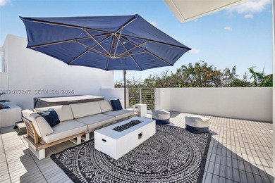 Stunning modern townhome designed for elevated everyday living - photo 40