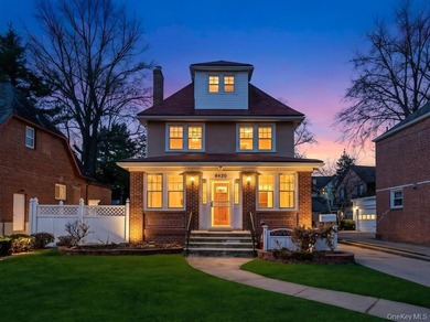 Welcome to 84-20 Charlecote Ridge, a beautifully maintained - photo 3