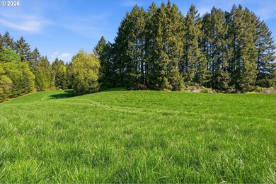 Discover the perfect blend of privacy, natural beauty, and - photo 12