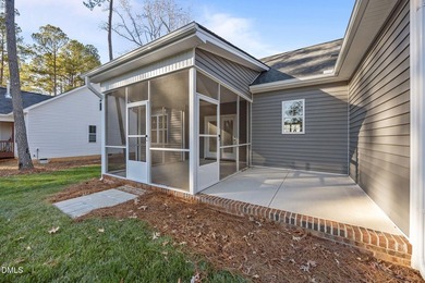 Welcome to this stunning new construction home in a resort style - photo 25