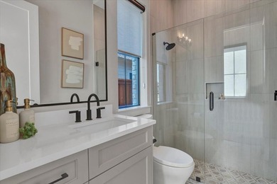 ELEVATED LIVING, EXPERTLY SCALED! This stunning SINGLE story - photo 29
