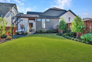 ELEVATED LIVING, EXPERTLY SCALED! This stunning SINGLE story - photo 39
