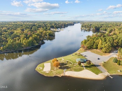 Welcome to this stunning new construction home in a resort style - photo 42