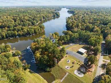 Welcome to this stunning new construction home in a resort style - photo 44