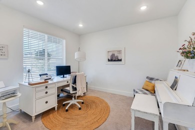 LIKE NEW IN THE HEART OF MAPLETON! This beautifully maintained - photo 6