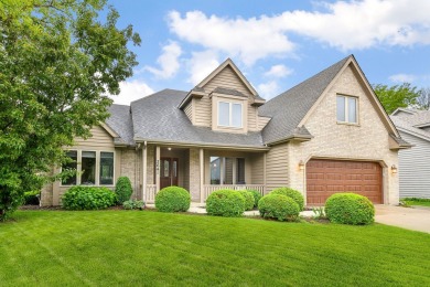Lake Home Sale Pending in Aurora, Illinois