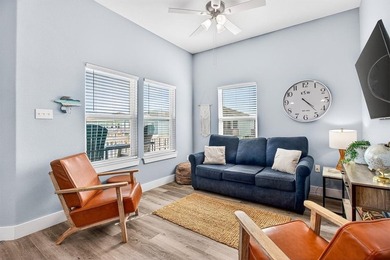 Coastal charm meets investment opportunity in this 3-bedroom - photo 10
