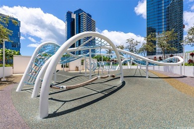 Discover unparalleled luxury in this high-floor 1-bd/1-ba - photo 22
