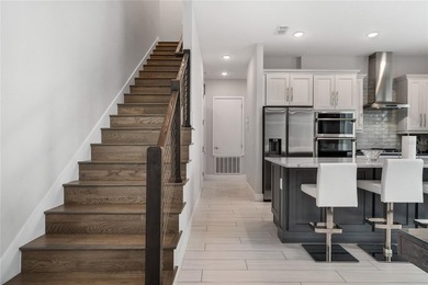 NEWLY UPDATED IN 2026 WITH AMAZING (75 x 42 ft | 3,150 sq.ft) - photo 40
