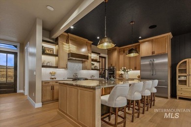 Experience unparalleled craftsmanship in this spectacular custom - photo 10