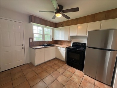 Affordable, updated, and situated on an oversized 0.26-acre lot! - photo 15