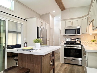 Brand New Summer Home in highly sought after Tall Pines - photo 10