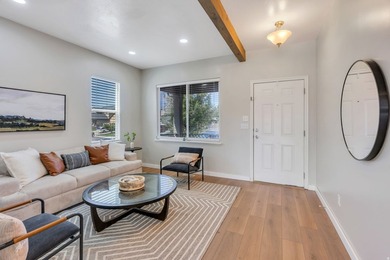 Beautifully renovated and ideally located near the Ranches Golf - photo 6