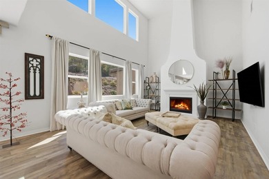 Experience refined living in the exclusive gated Masters - photo 14