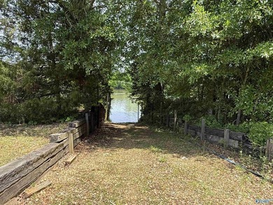 WATERFRONT + PRIVACY + 7.77 ACRES - If you are looking for - photo 18