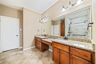Welcome to this spacious 4-bedroom, 3-bathroom stucco home - photo 20