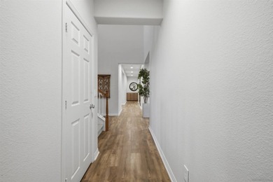 Experience refined living in the exclusive gated Masters - photo 34