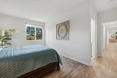 Experience refined living in the exclusive gated Masters - photo 38