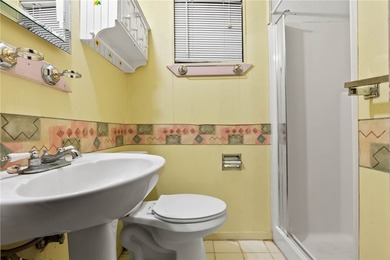 Charming 1955 Home with Endless Potential - Investor's Dream! - photo 13