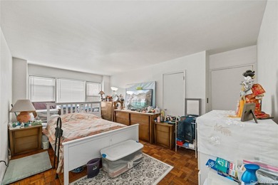 Located in the heart of the vibrant Grand Concourse section of - photo 22