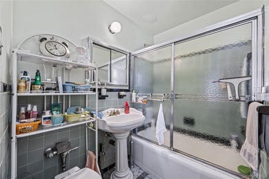 Located in the heart of the vibrant Grand Concourse section of - photo 24