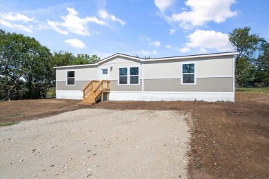 Richland Chambers Lake Home For Sale in Corsicana Texas