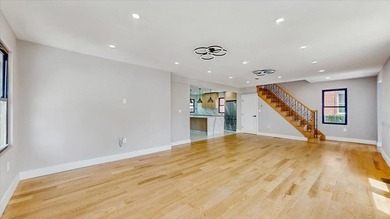 Welcome to this one-of-a-kind, fully gut-renovated 3-level - photo 7