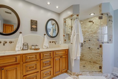 Welcome to your forever home! Very well-maintained, two story - photo 38