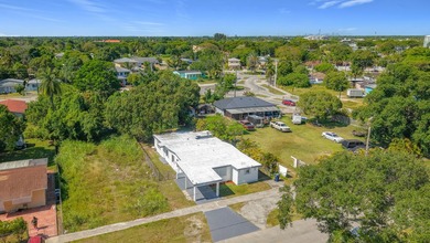 Beautifully updated 4-bedroom, 3-bathroom home with NO HOA - photo 44
