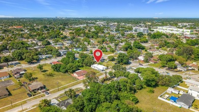 Beautifully updated 4-bedroom, 3-bathroom home with NO HOA - photo 48