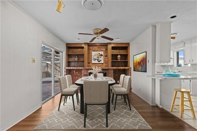 Discover the home you've been looking for in a prime location - photo 4