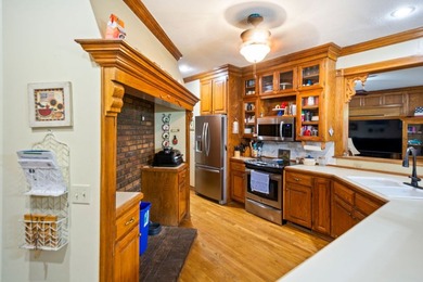 Welcome Home! This stunning 4,350 sq ft Victorian home blends - photo 11