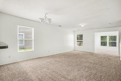 Welcome home to this well maintained 3-bedroom, 2.5 bath home in - photo 11