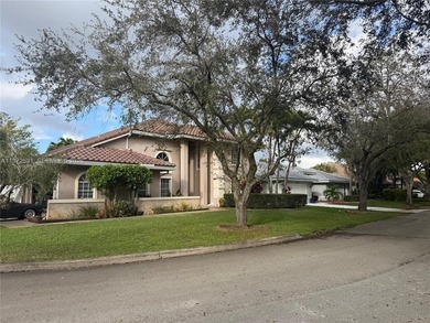 Beautiful home in Coral Springs featuring a spacious layout