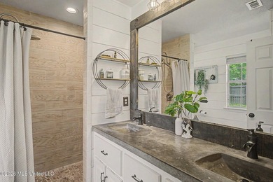 Here is another chance to grab this beautiful home!! Ready to - photo 15