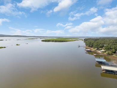 Live your Hill Country dream in this peaceful 2-bed, 2-bath - photo 17