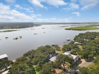 Live your Hill Country dream in this peaceful 2-bed, 2-bath - photo 18