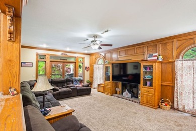 Welcome Home! This stunning 4,350 sq ft Victorian home blends - photo 19
