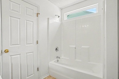 Welcome home to this well maintained 3-bedroom, 2.5 bath home in - photo 19