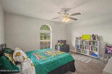 Here is another chance to grab this beautiful home!! Ready to - photo 19
