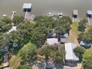 Live your Hill Country dream in this peaceful 2-bed, 2-bath - photo 20