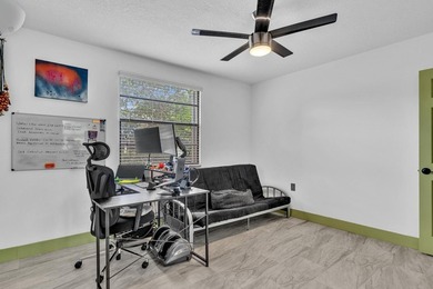 CORNER UNIT GROUND FLOOR, 2 BEDROOM, 2 FULL BATHROOMS PLUS A DEN - photo 20