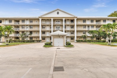 CORNER UNIT GROUND FLOOR, 2 BEDROOM, 2 FULL BATHROOMS PLUS A DEN - photo 22
