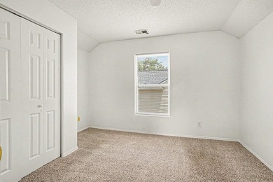 Welcome home to this well maintained 3-bedroom, 2.5 bath home in - photo 23