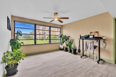 CORNER UNIT GROUND FLOOR, 2 BEDROOM, 2 FULL BATHROOMS PLUS A DEN - photo 30