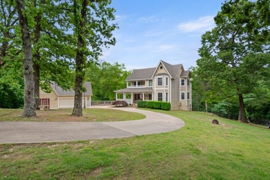Welcome Home! This stunning 4,350 sq ft Victorian home blends - photo 50