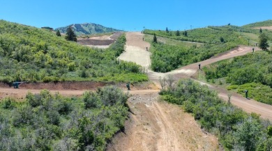 Rare ski-in/ski-out homesite at Marcella Mountain. Bordering two - photo 3