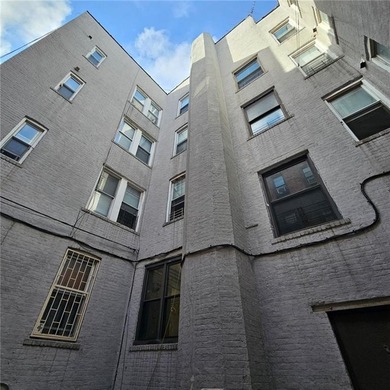 Mint condition 19 unit apartment building on East 12th Street - photo 11