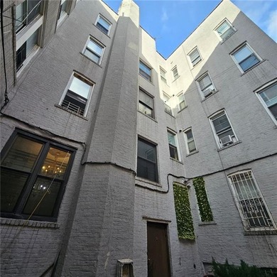Mint condition 19 unit apartment building on East 12th Street - photo 12